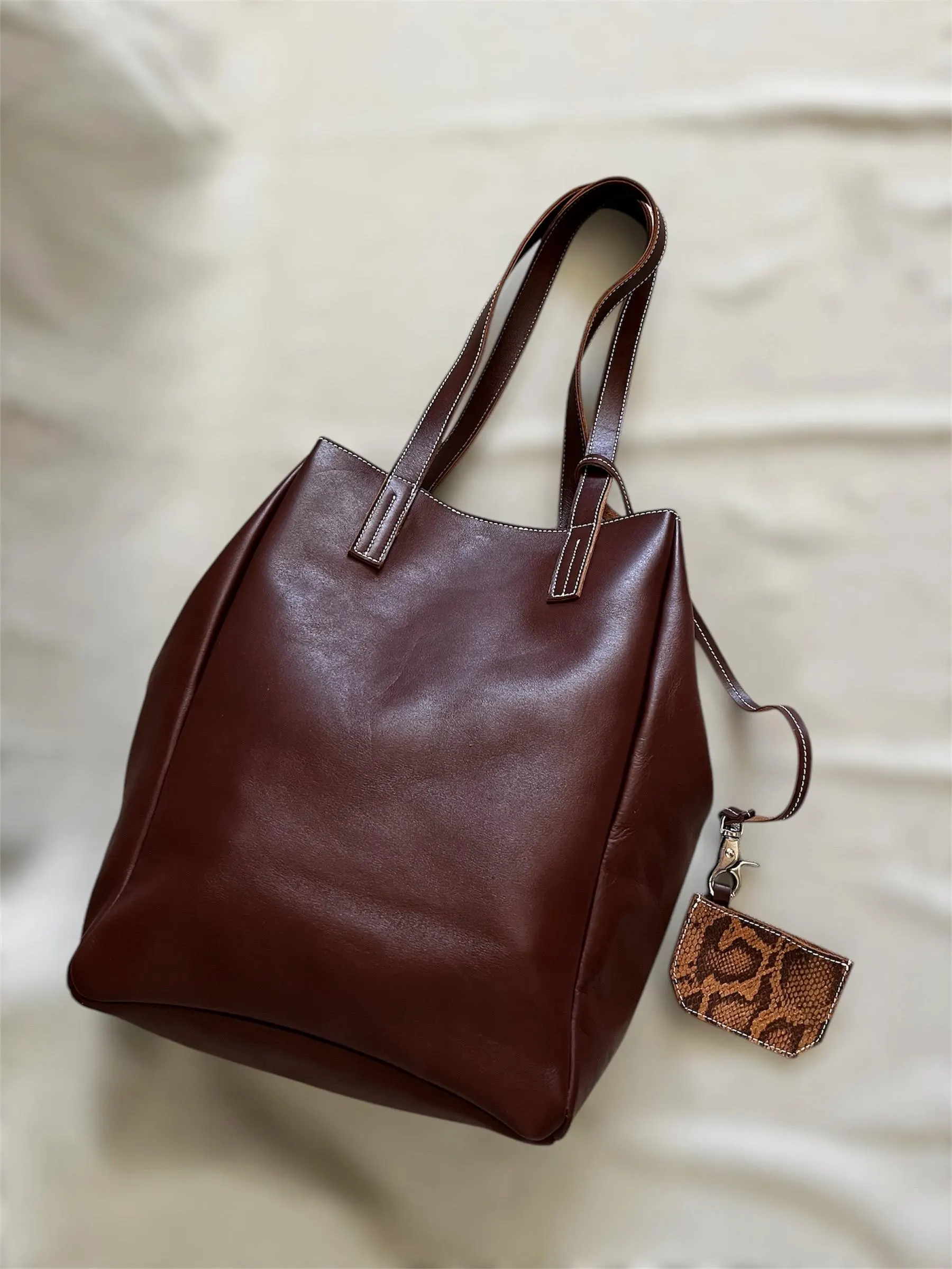 SHOPPER ARETHA CHOCOLATE - Imagen 5