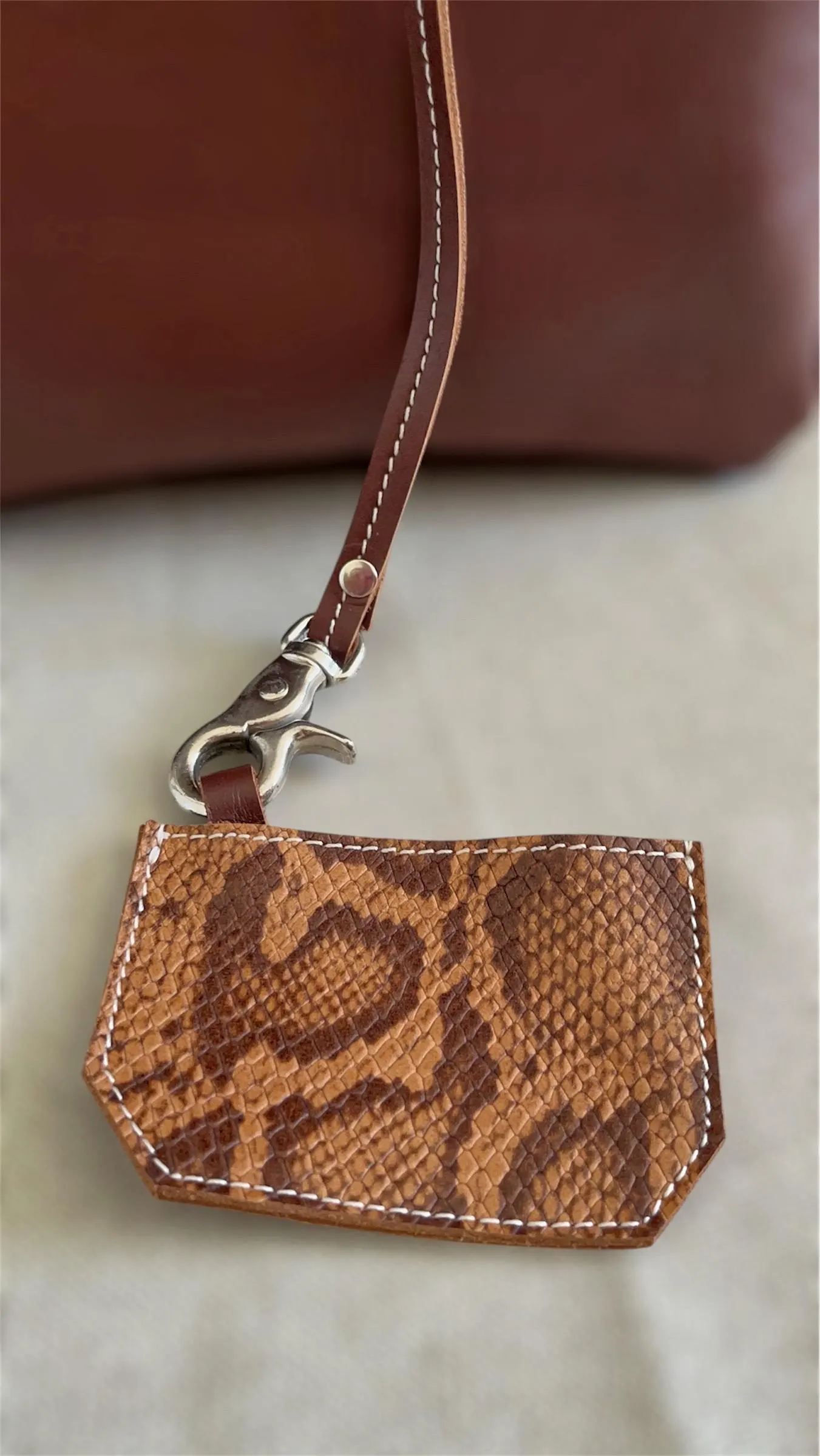 SHOPPER ARETHA CHOCOLATE - Imagen 6