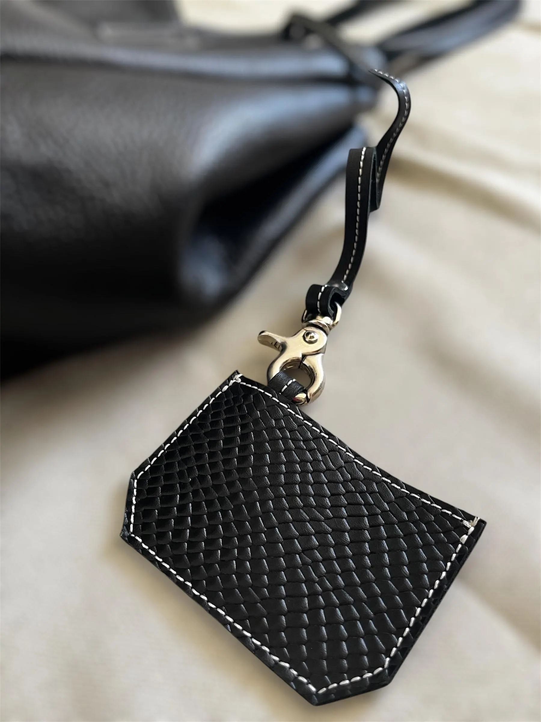 SHOPPER ARETHA NEGRO - Imagen 10